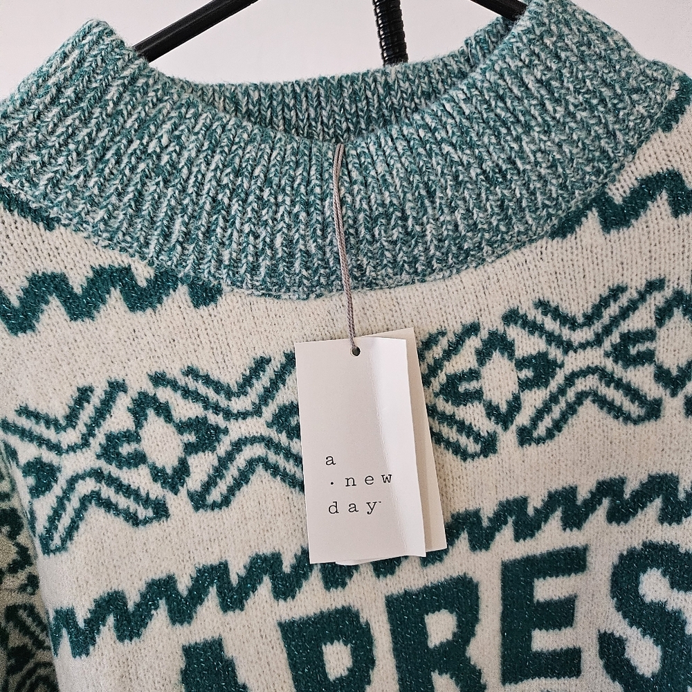 Sweater green